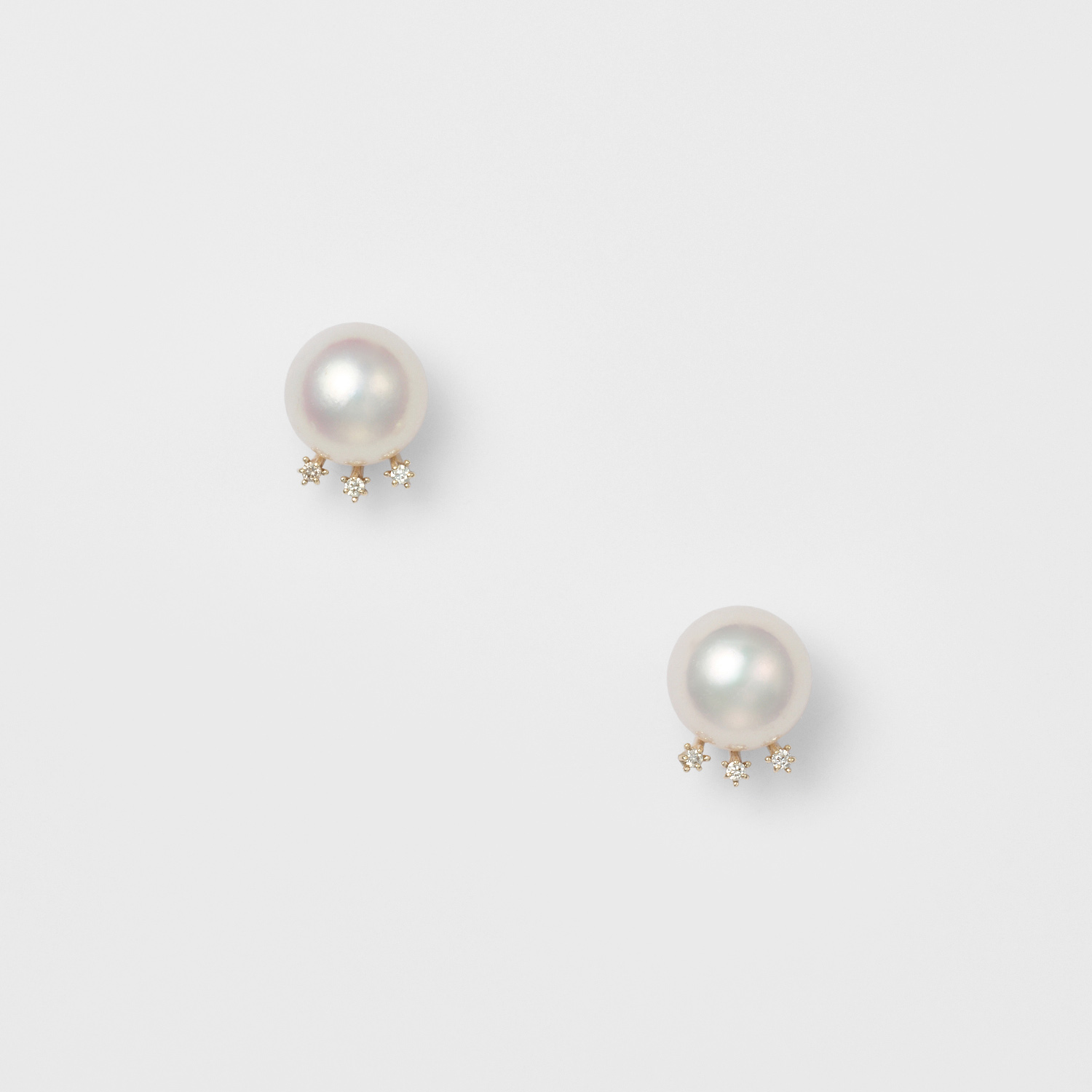 K10パールピアス（ホワイト）｜ピアス｜アガット 公式オンラインストア