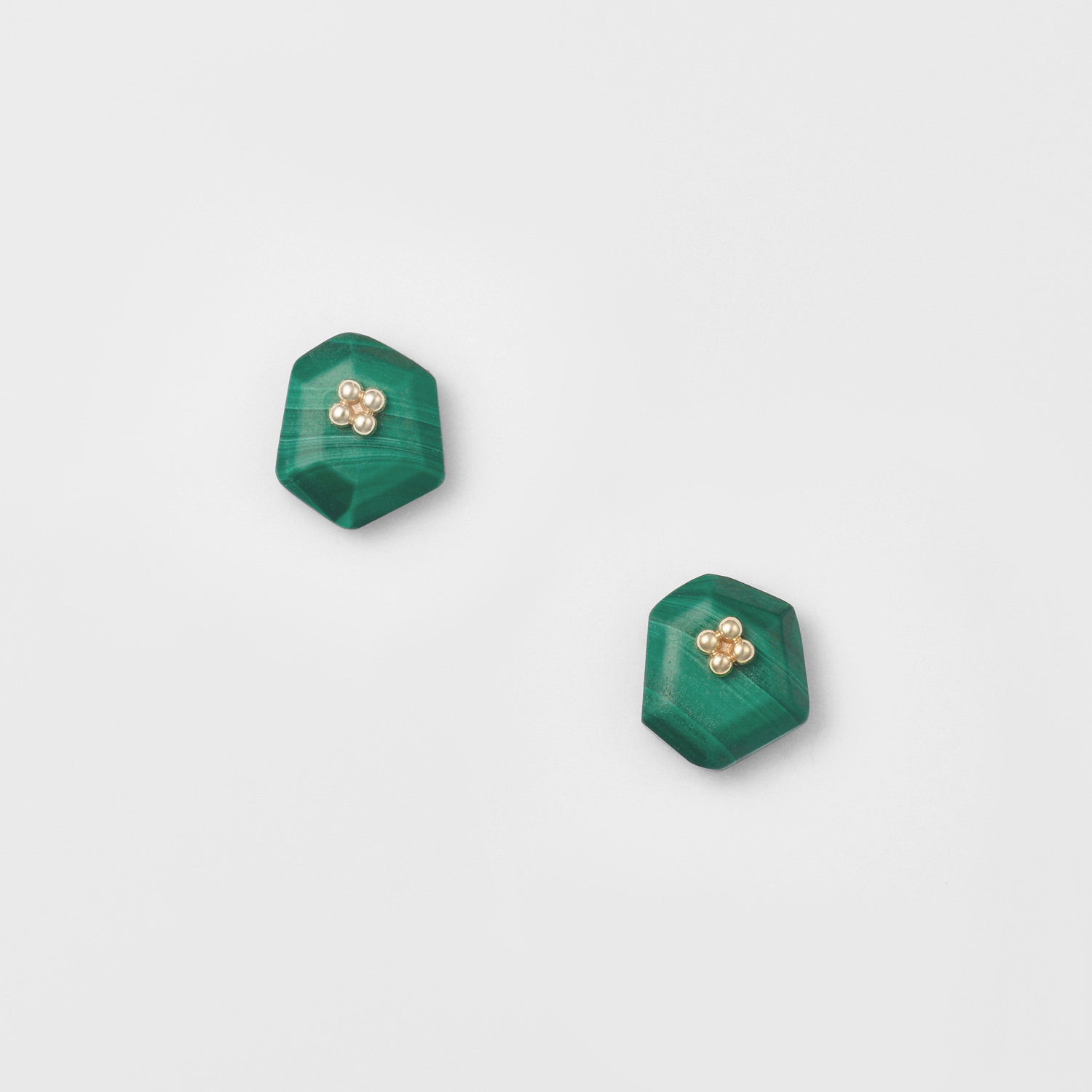 K10マラカイトピアス【8/7発売】｜ピアス｜アガット 公式オンラインストア