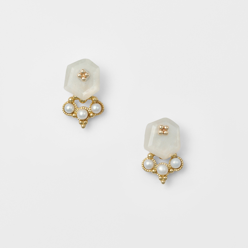 K10ムーンストーンピアス【8/7発売】｜ピアス｜アガット 公式