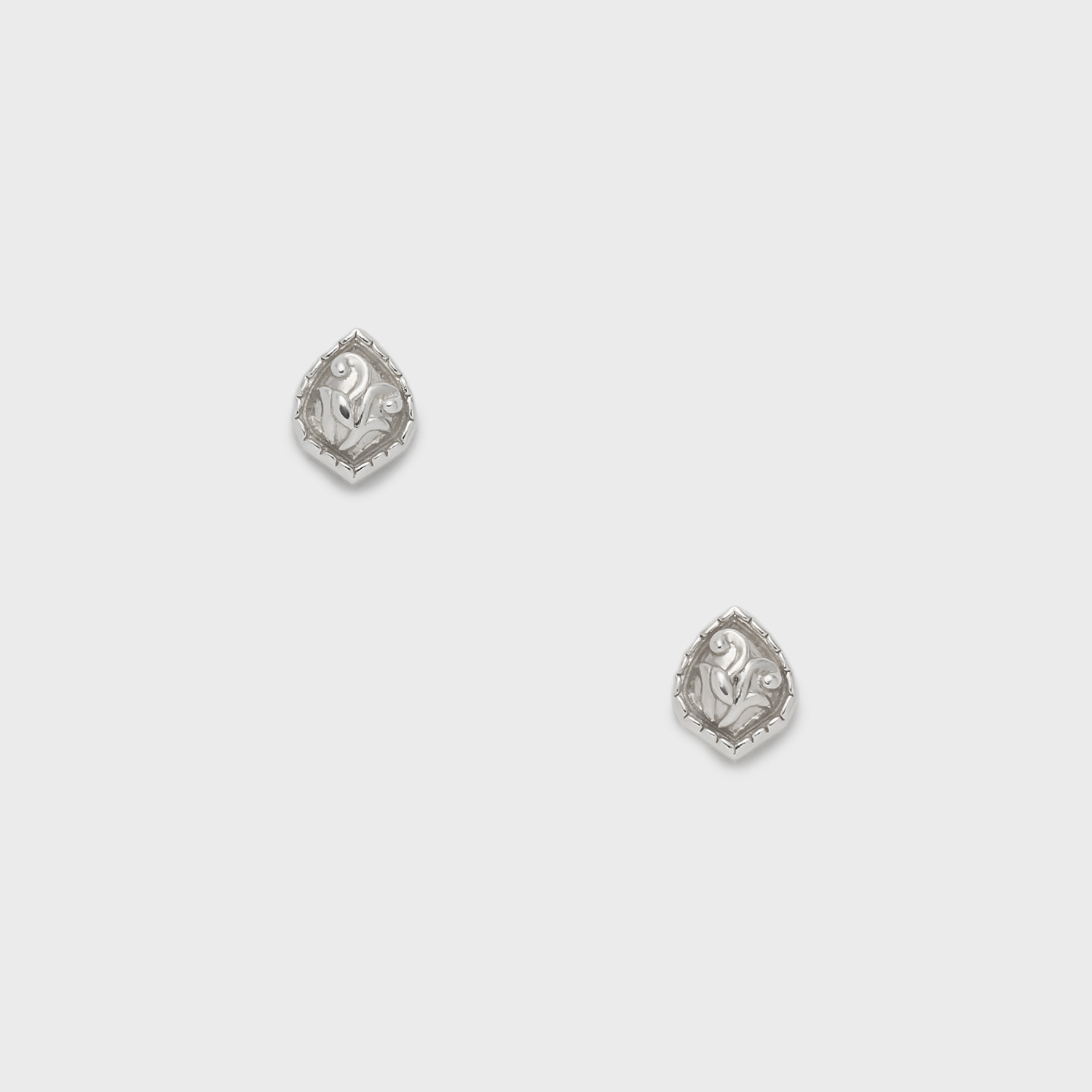 シルバーピアス｜ピアス｜アガット 公式オンラインストア