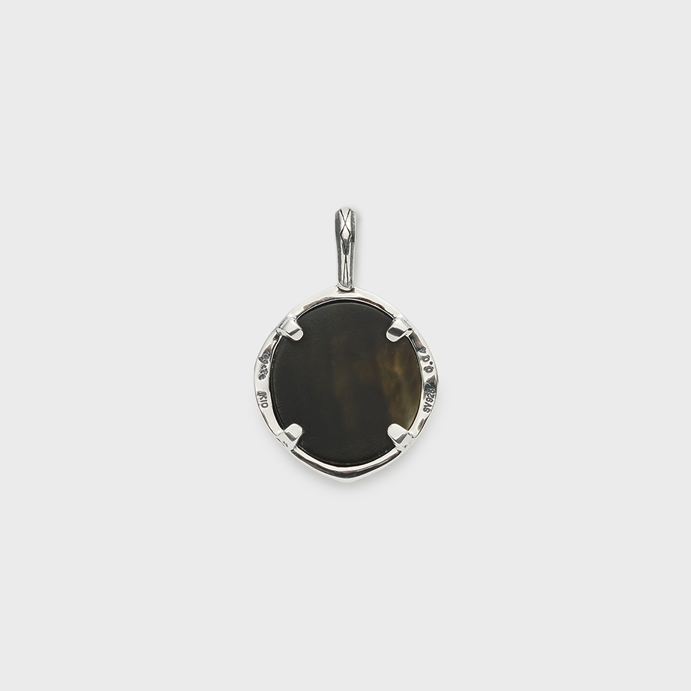 シルバー／K10ブラックシェルネックレスチャーム｜ネックレスチャーム